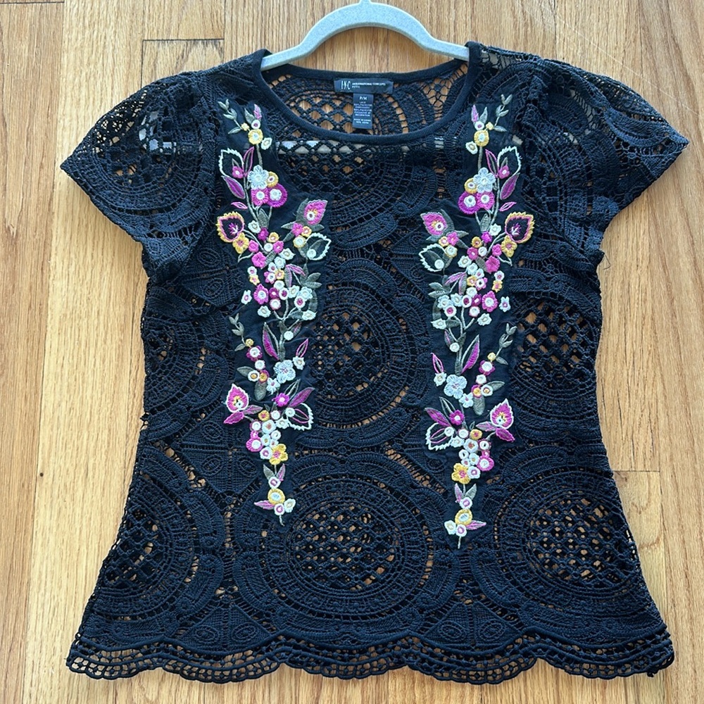Lace top with embroidery